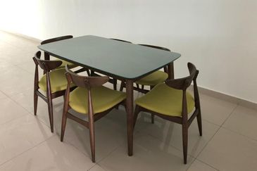 Springfields Residences (Taman Pinji Tropika)