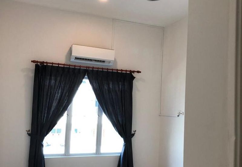 Springfields Residences (Taman Pinji Tropika)