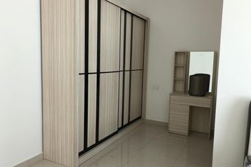 Springfields Residences (Taman Pinji Tropika)