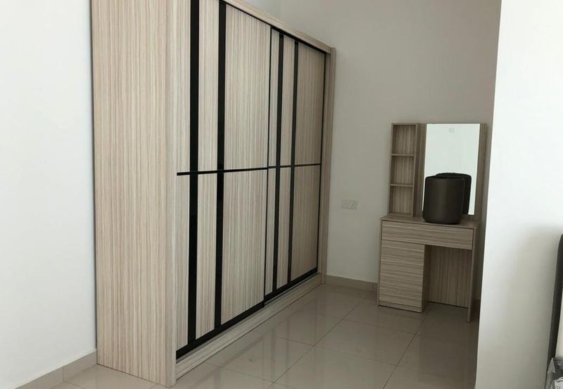 Springfields Residences (Taman Pinji Tropika)