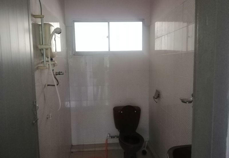 LE COURTS DESA TAMBUN