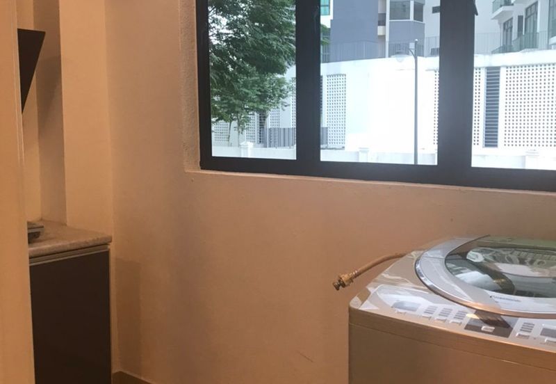 Upper East @ Tiger Lane