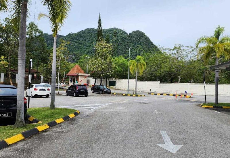 Alpine Village Apartment