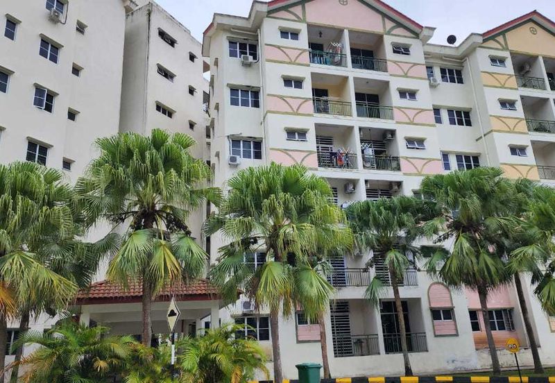 Alpine Village Apartment