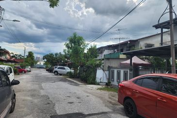 Taman Syukur, Bercham