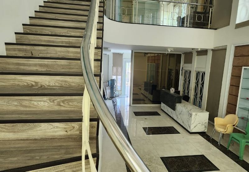 Taman Syukur, Bercham