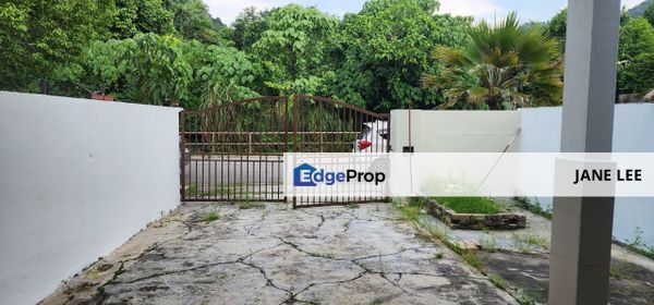 IPOH GARDEN EAST-TAMAN KEMUNCAK - 2 STOREY-GOOD CONDITION HOUSE-TO LET, Perak, Ipoh Garden