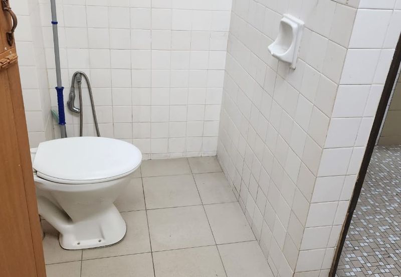 IPOH GARDEN EAST-TAMAN KEMUNCAK - 2 STOREY-GOOD CONDITION HOUSE-TO LET