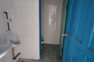 ** NEARBY PBB -SILIBIN- 1st Floor & 2nd Floor SHOPLOT - TO LET **