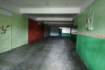 ** NEARBY PBB -SILIBIN- 1st Floor & 2nd Floor SHOPLOT - TO LET **