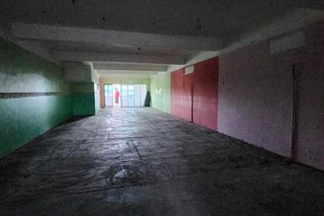 ** NEARBY PBB -SILIBIN- 1st Floor & 2nd Floor SHOPLOT - TO LET **