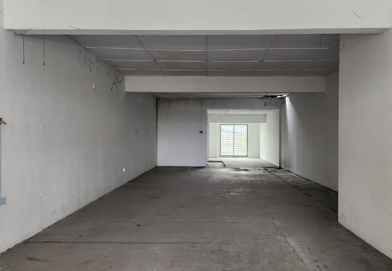 ** NEARBY PBB -SILIBIN- 1st Floor & 2nd Floor SHOPLOT - TO LET **