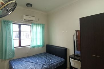 Rayaria condominium For Rent