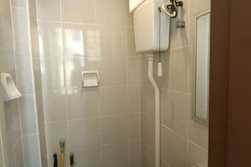 Rayaria condominium For Rent