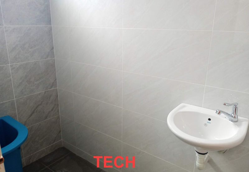 TAMAN PELANGI, PUSING