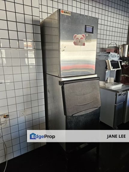 🎯 𝐆𝐑𝐎𝐔𝐍𝐃 𝐅𝐋𝐎𝐎𝐑 𝐑𝐄𝐓𝐀𝐈𝐋 𝐇𝐎𝐓𝐒𝐏𝐎𝐓 𝐅𝐎𝐑 𝐑𝐄𝐍𝐓 📌 𝐉𝐀𝐋𝐀𝐍 𝐒𝐔𝐋𝐓𝐀𝐍 𝐈𝐒𝐊𝐀𝐍𝐃𝐀𝐑 / 𝐍𝐄𝐀𝐑 𝐈𝐏𝐎𝐇 𝐏𝐀𝐑𝐀𝐃𝐄, Perak, Ipoh