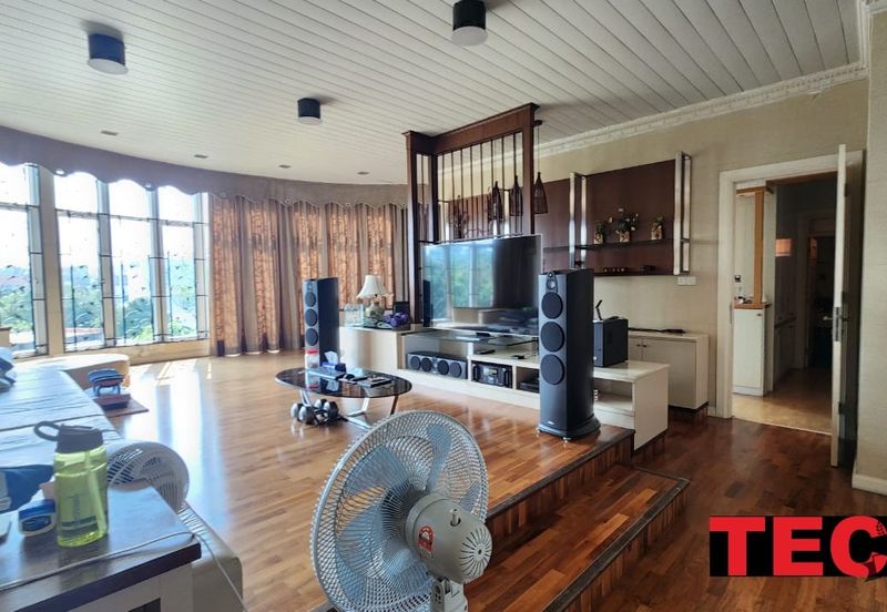 ### Luxury 2 STOREY BUNGALOW in KAMPAR ROAD *Bedrooms*: 8   *Bathrooms*: 8 - FOR SALE ***