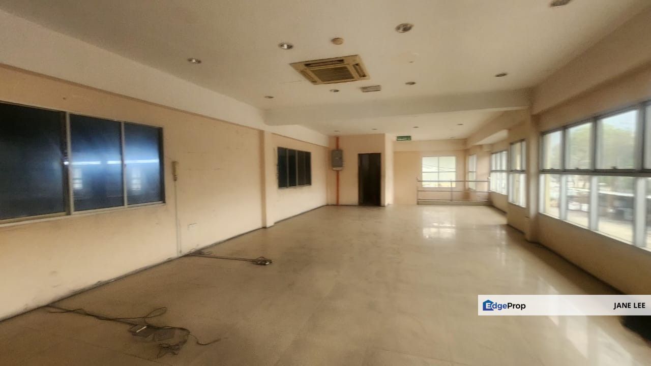 ** KANTHAN FACTORY - 1.5 ACRES - 80 YEARS - FOR SALE **, Perak, Chemor