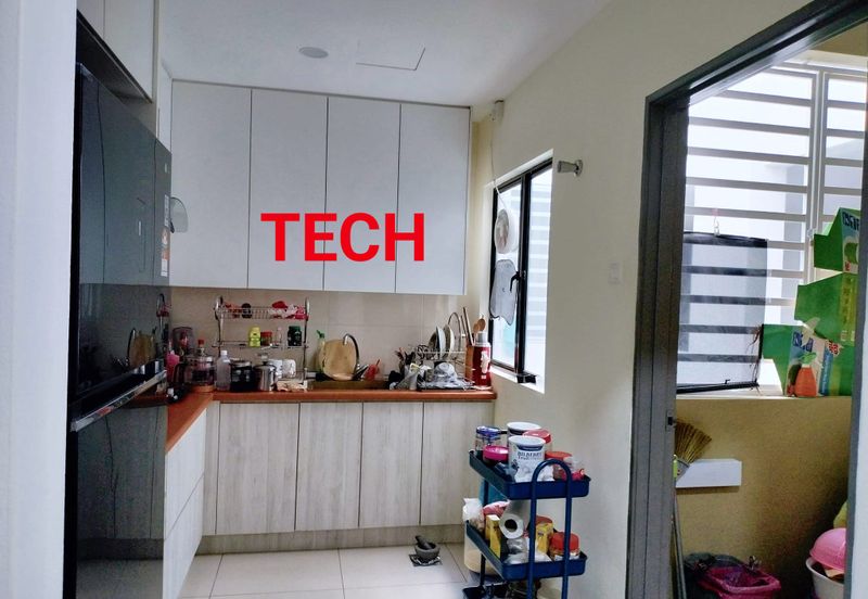 Manhattan Condominium