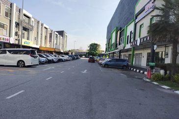 Manhattan Condominium