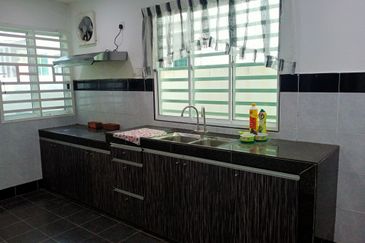  Batu Gajah - 2 Storey Cluster Semi- D- For Sale 