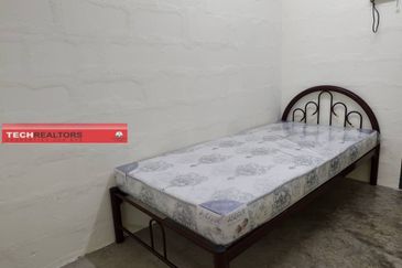 Double Storey House - Bercham For Rent