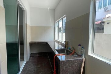 Taman Pengkalan Precinct 18