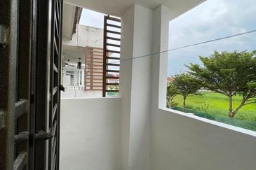 Taman Pengkalan Precinct 18