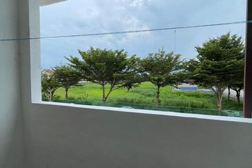 Taman Pengkalan Precinct 18