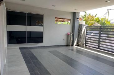 TAMAN ANJUNG BERCHAM UTARA