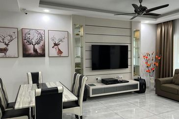 TAMAN ANJUNG BERCHAM UTARA