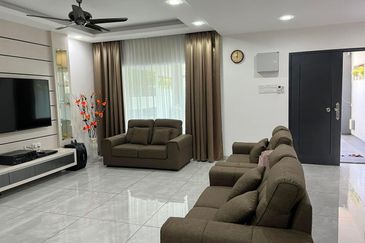 TAMAN ANJUNG BERCHAM UTARA