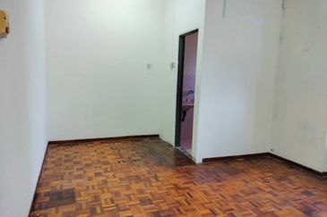 Taman Kledang Emas Double Storey For Sales