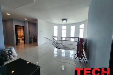 Luxurious 2-Storey Detached House for Sale💥 Nearby Ampang / Gunung Rapat 💥