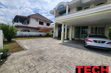 Luxurious 2-Storey Detached House for Sale💥 Nearby Ampang / Gunung Rapat 💥