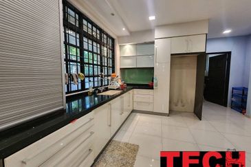 Luxurious 2-Storey Detached House for Sale💥 Nearby Ampang / Gunung Rapat 💥