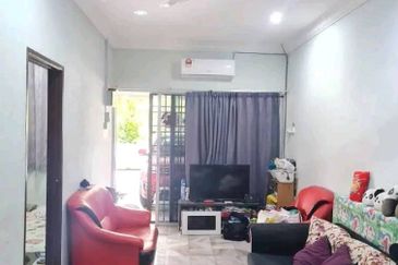 Single Storey at Taman Klebang Restu for Sale Rm253k (nego)