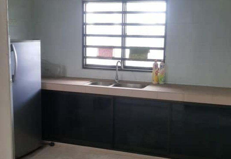 2 Storey Detached Factory or Warehouse For Rent