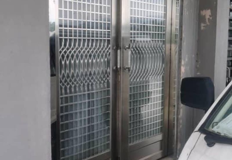 2 Storey Detached Factory or Warehouse For Rent