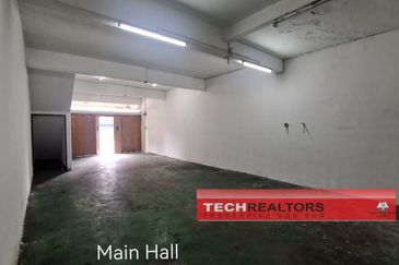 Double Storey Shoplot FOR SALE - Jalan Bendahara