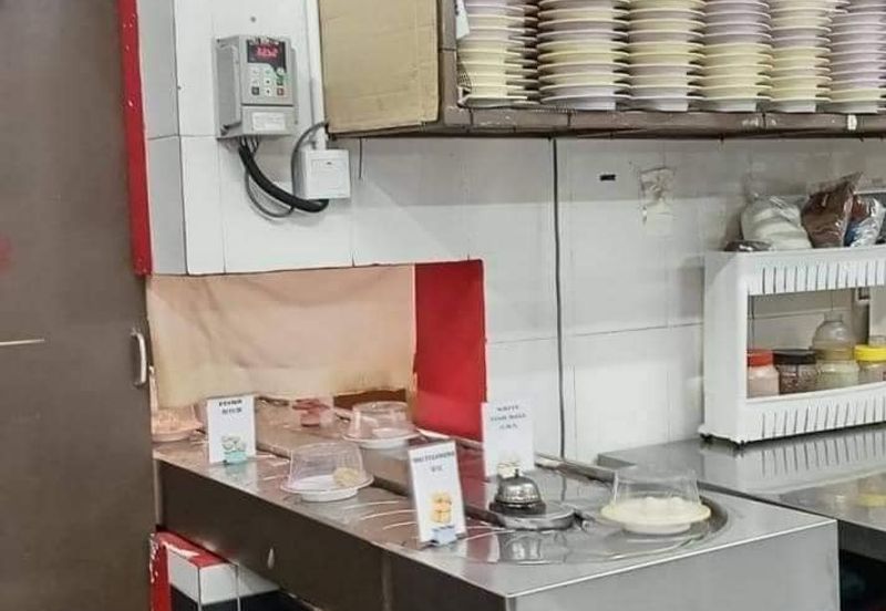 怡保街场旺区火锅店出頂