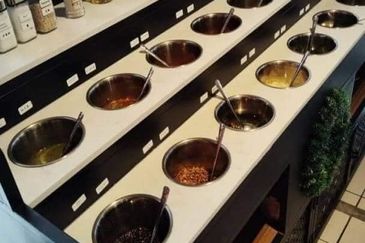 怡保街场旺区火锅店出頂