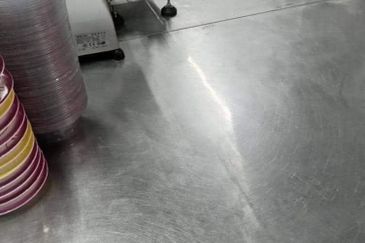 怡保街场旺区火锅店出頂