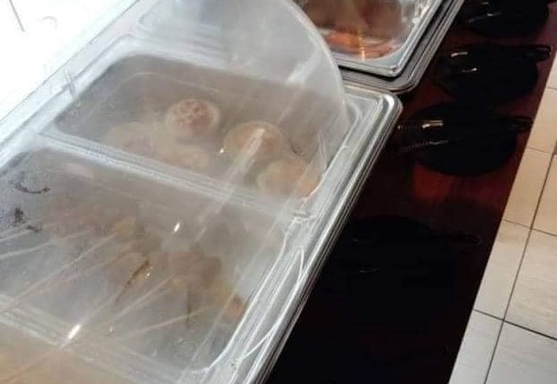 怡保街场旺区火锅店出頂