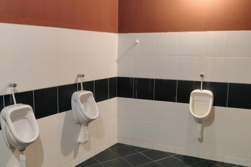 A beautifully landscaped bungalow café - business for sale