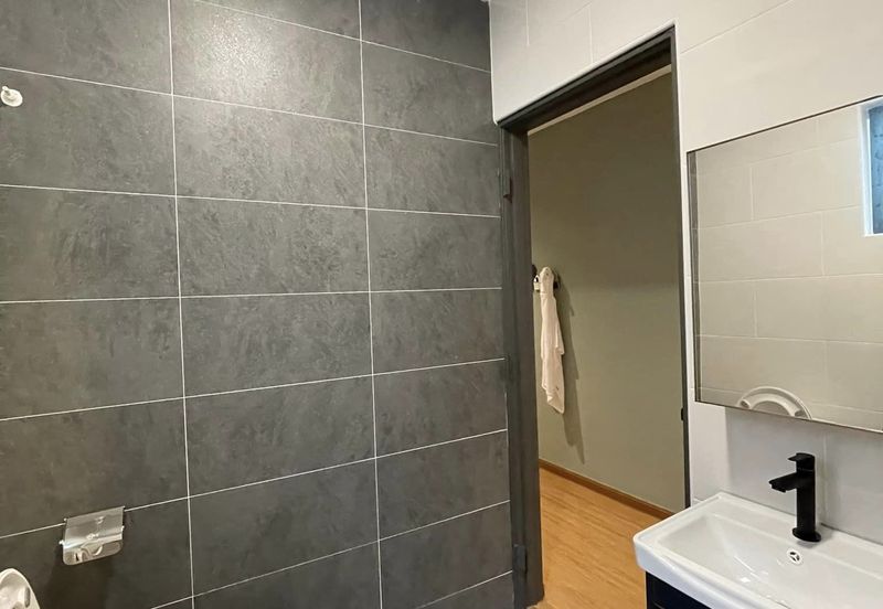 TAMAN PENGKALAN PUTRI (MANHATTAN AVENUE)