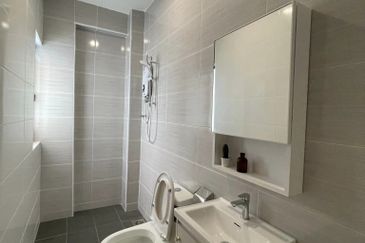 TAMAN PENGKALAN PUTRI (MANHATTAN AVENUE)