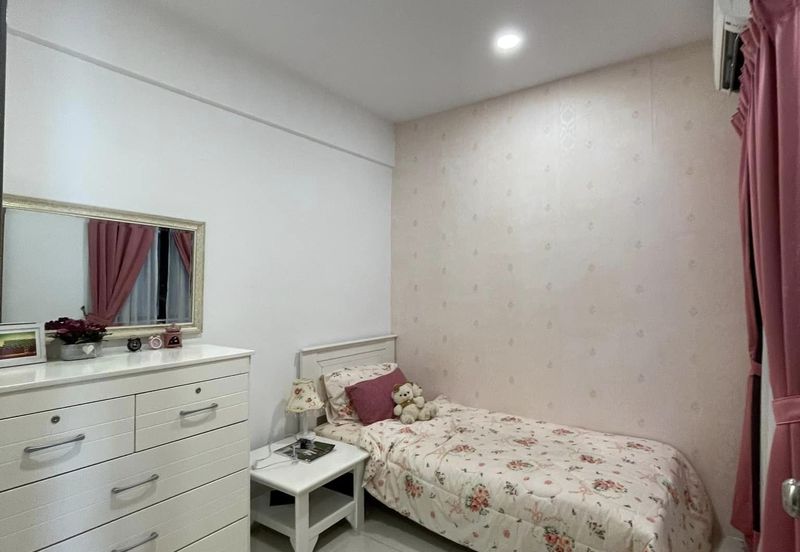 Manhattan Condominium