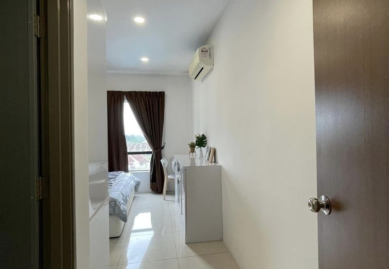 Manhattan Condominium