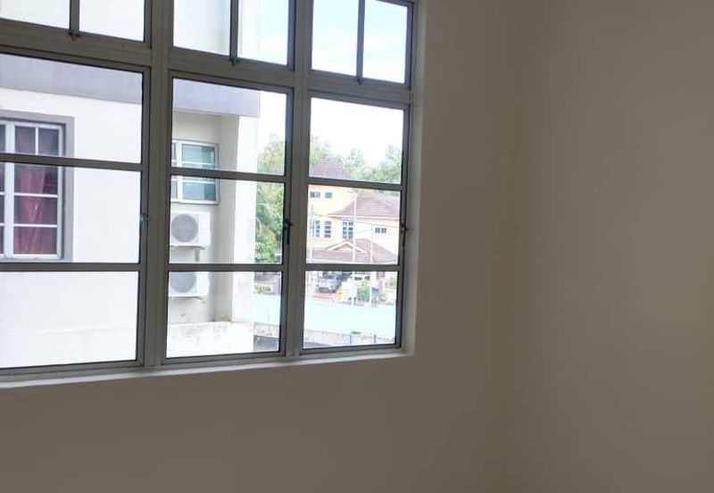 King's Height Apartment